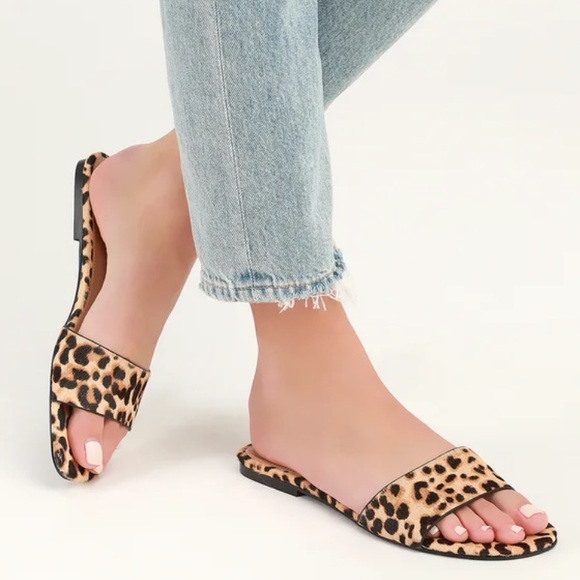Steve Madden Shoes - Like New Steve Madden Bev Leopard Animal Print Cow Hair Sandals Slides